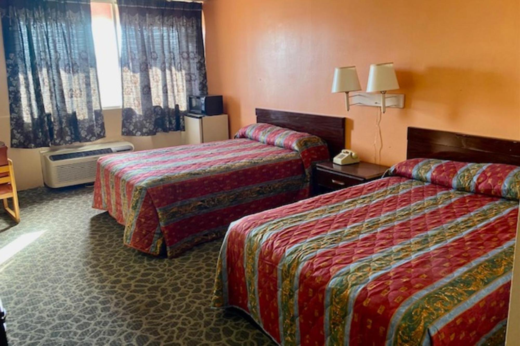 Red Carpet Inn & Suites Lima -Listing Partner Exterior photo