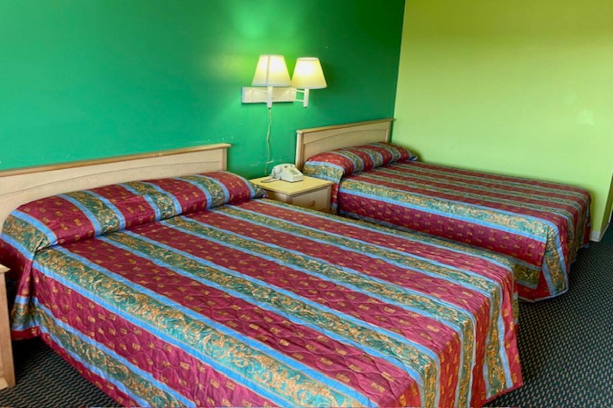 Red Carpet Inn & Suites Lima -Listing Partner Exterior photo